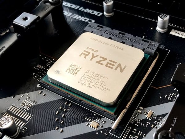 Nouveautés du hardware: AMD Ryzen 2700, 2600 et Core i7-8700/i5-8600; Cartes Graphiques RDNA 3; Intel Core i5-13400F